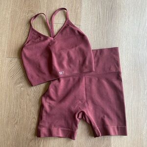 Set Active Sculptflex Ribbed V Bra and Biker Shorts - Dark Red Size Small